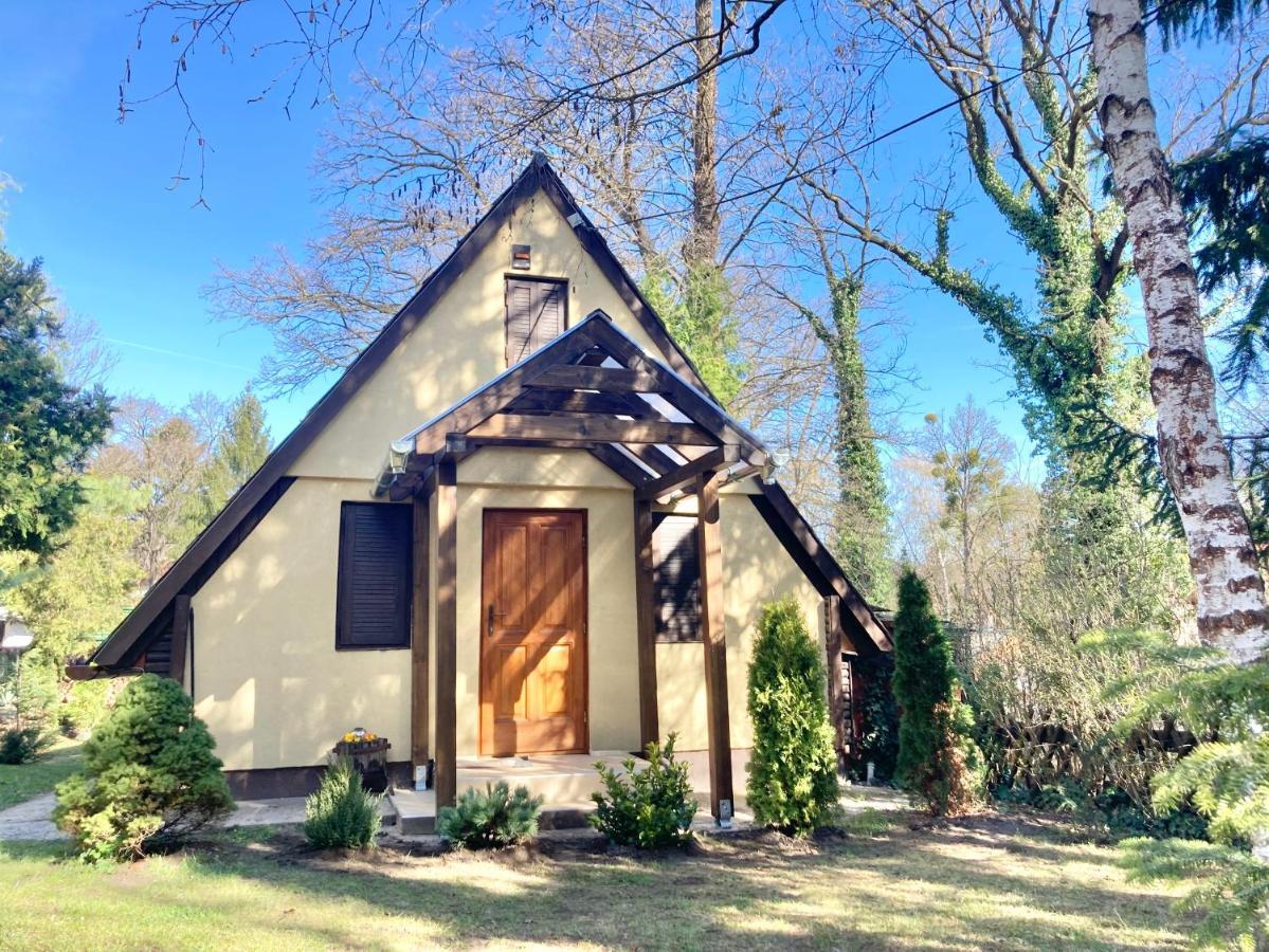 Erdő Kapitánya Vendégház Tata Exterior foto